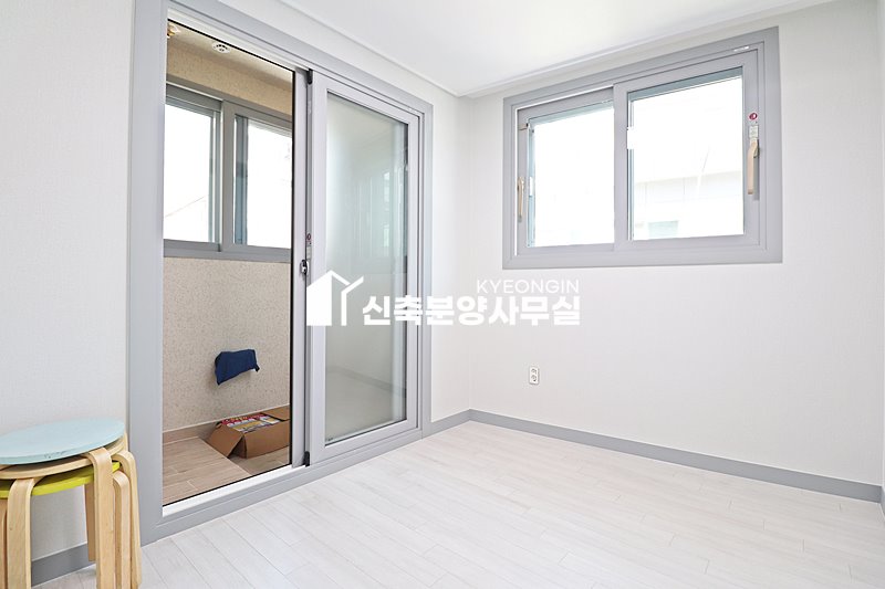경기 안양만안구 안양동 채운팰리스 [ 3룸 . 4룸 . 테라스 . 복층 Type ] 분양 매물번호 15540 사진 28