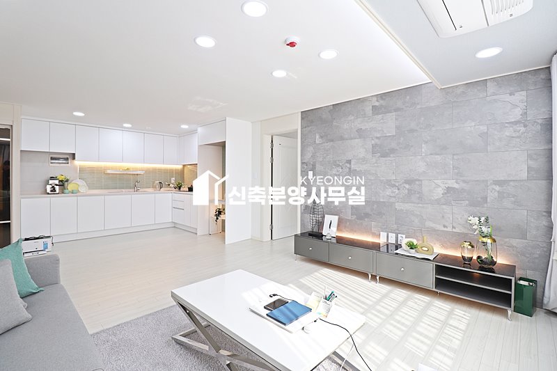 경기 수원장안구 하광교동 파크에비뉴 광교 [ 2룸 . 3룸 . 테라스 . 복층 Type ] 분양 매물번호 15470 사진 7