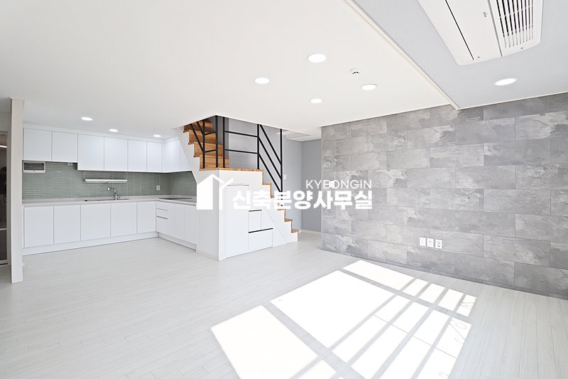 경기 수원장안구 하광교동 파크에비뉴 광교 [ 2룸 . 3룸 . 테라스 . 복층 Type ] 분양 매물번호 15470 사진 35