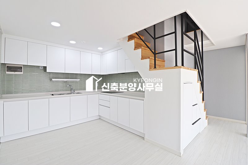 경기 수원장안구 하광교동 파크에비뉴 광교 [ 2룸 . 3룸 . 테라스 . 복층 Type ] 분양 매물번호 15470 사진 36