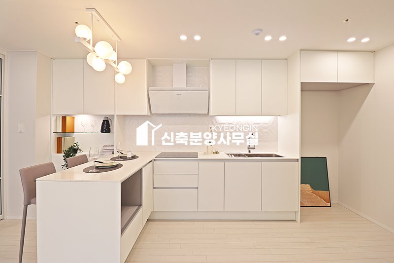 경기 수원장안구 연무동 서광교 파크뷰 [ 2룸 . 3룸 . 테라스 Type ] 분양 매물번호 15469 사진 31