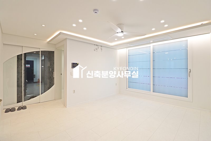 경기 수원권선구 세류동 슈팅스타 3차 [ 2룸 . 3룸 . 테라스 Type ] 분양 매물번호 15462 사진 2