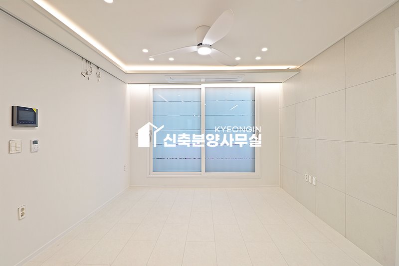 경기 수원권선구 세류동 슈팅스타 3차 [ 2룸 . 3룸 . 테라스 Type ] 분양 매물번호 15462 사진 3