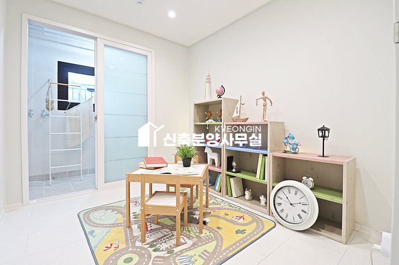 경기 수원권선구 세류동 슈팅스타 3차 [ 2룸 . 3룸 . 테라스 Type ] 분양 매물번호 15462 사진 28