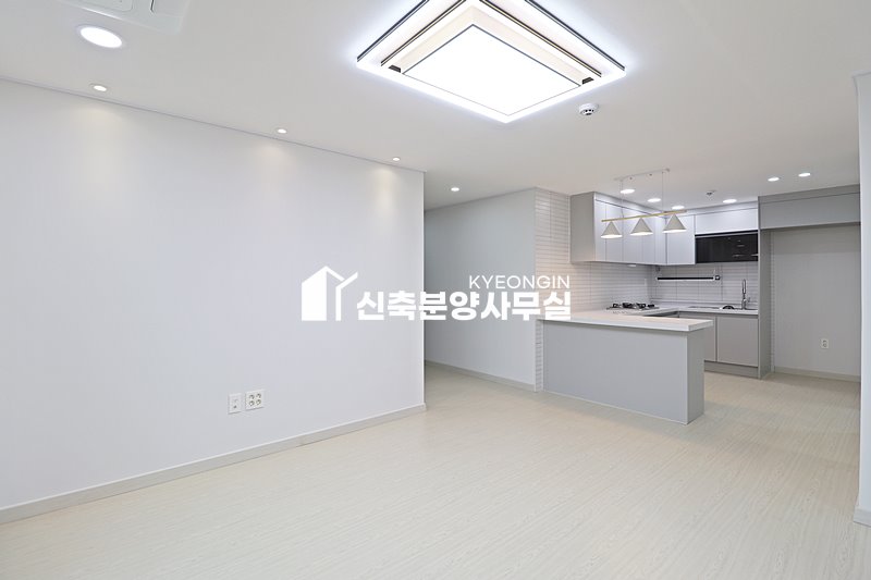 경기 수원권선구 세류동 로움빌 [ 2룸 . 3룸 . 테라스 Type ] 분양 매물번호 15459 사진 7