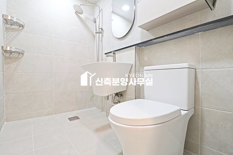 경기 수원권선구 세류동 세류펠리스 [ 4룸 . 테라스 Type ] 분양 매물번호 15454 사진 75