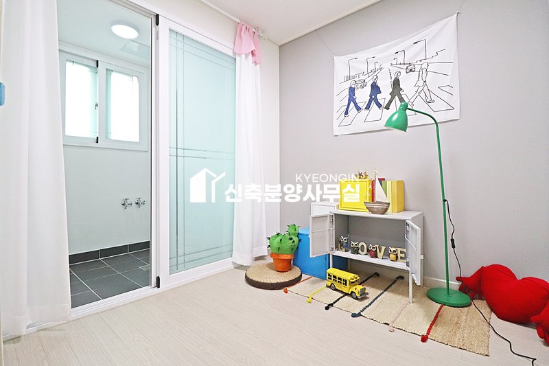 경기 수원권선구 서둔동 리치하우스 [ 2룸 . 3룸 . 테라스 Type ] 분양 매물번호 15447 사진 10