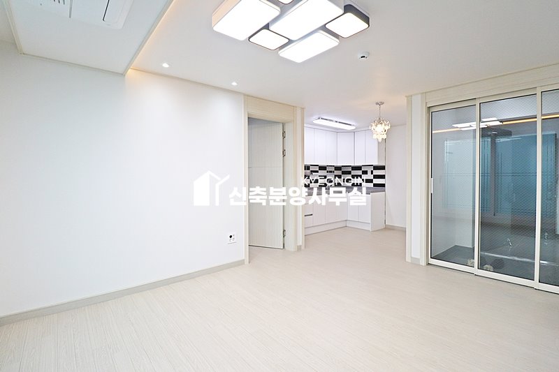 경기 수원권선구 서둔동 리치하우스 [ 2룸 . 3룸 . 테라스 Type ] 분양 매물번호 15447 사진 17