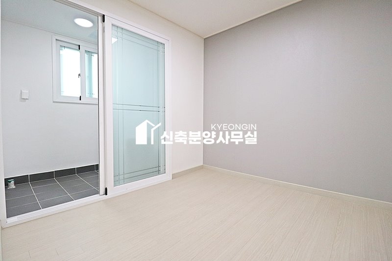 경기 수원권선구 서둔동 리치하우스 [ 2룸 . 3룸 . 테라스 Type ] 분양 매물번호 15447 사진 22