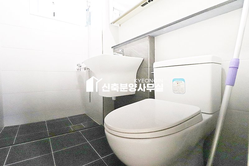 경기 수원권선구 서둔동 리치하우스 [ 2룸 . 3룸 . 테라스 Type ] 분양 매물번호 15447 사진 23