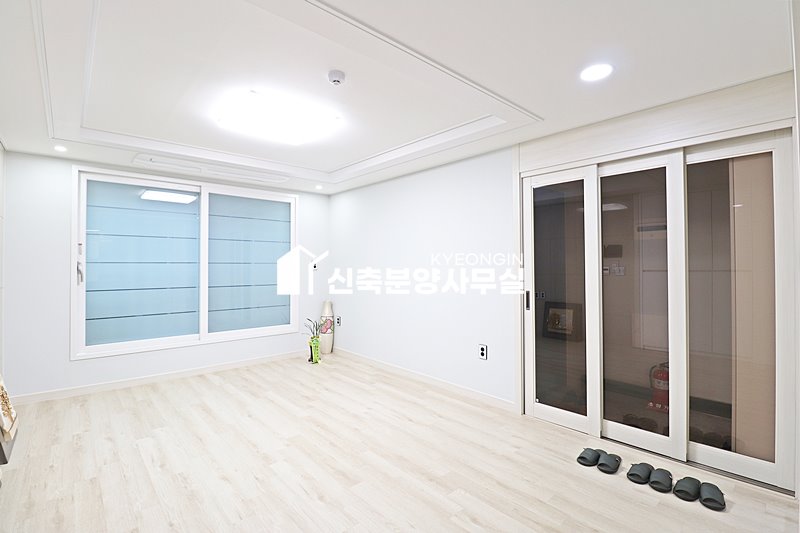 경기 수원권선구 세류동 다정빌 [ 2룸 . 3룸 . 테라스 Type ] 분양 매물번호 15440 사진 4