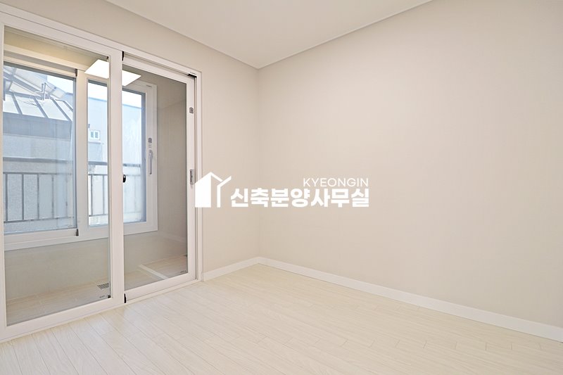 경기 안양동안구 관양동 우버하우스 [ 3룸 . 테라스 . 복층 Type ] 분양 매물번호 15396 사진 17