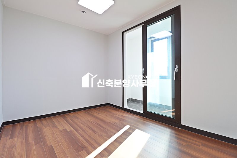 경기 양주시 백석읍 오산리 에덴빌 [ 3룸 . 테라스 . 복층 Type ] 분양 매물번호 15351 사진 35