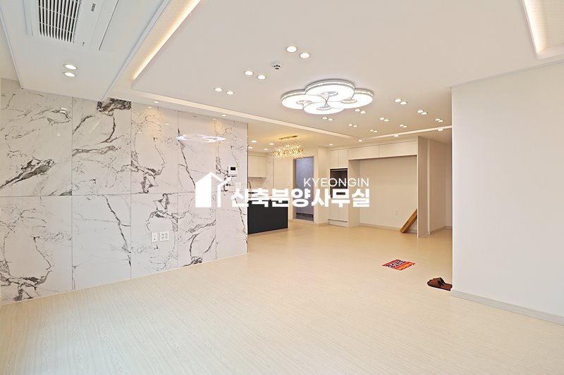 경기 안산단원구 원곡동 로얄캐슬 2차 [ 3룸 . 테라스 . 복층 . 단독세대 Type ] 분양 매물번호 15274 사진 26