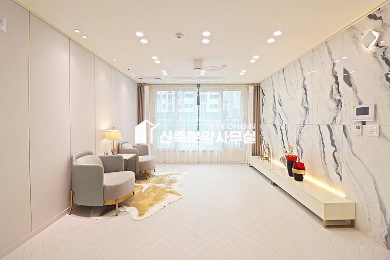 경기 안양만안구 안양동 로앤팰리스 [ 2룸 . 3룸 . 테라스 Type ] 분양 매물번호 15228 사진 3