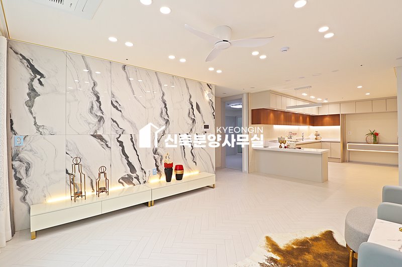 경기 안양만안구 안양동 로앤팰리스 [ 2룸 . 3룸 . 테라스 Type ] 분양 매물번호 15228 사진 7