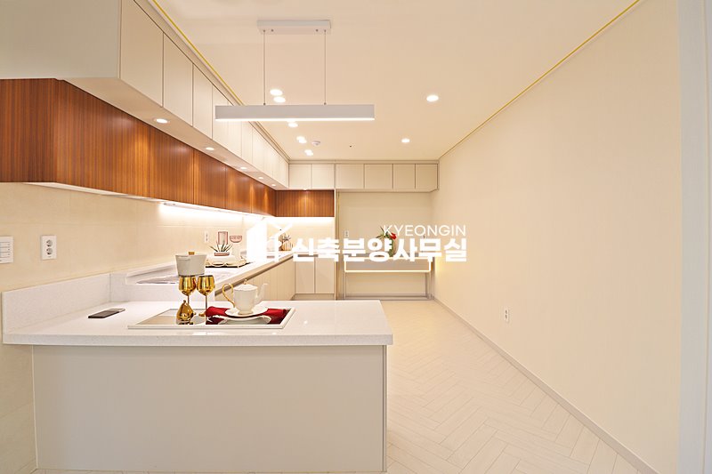 경기 안양만안구 안양동 로앤팰리스 [ 2룸 . 3룸 . 테라스 Type ] 분양 매물번호 15228 사진 9