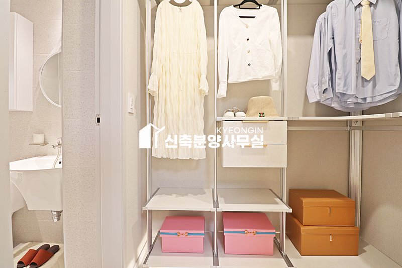 경기 안양만안구 안양동 로앤팰리스 [ 2룸 . 3룸 . 테라스 Type ] 분양 매물번호 15228 사진 32