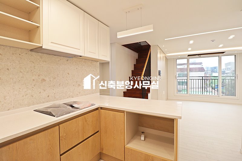 경기 안양동안구 관양동 라테라스 [ 3룸 . 테라스 . 복층 Type ] 분양 매물번호 15217 사진 35