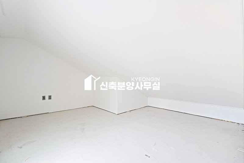 경기 파주시 조리읍 봉일천리 포레지움 [ 3룸 . 테라스 . 복층 Type ] 분양 매물번호 15205 사진 71