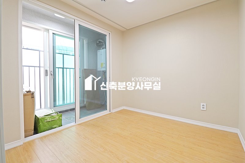 경기 안양만안구 안양동 포레스트 세상 [ 3룸 . 테라스 . 복층 . 복복층 Type ] 분양 매물번호 15130 사진 12