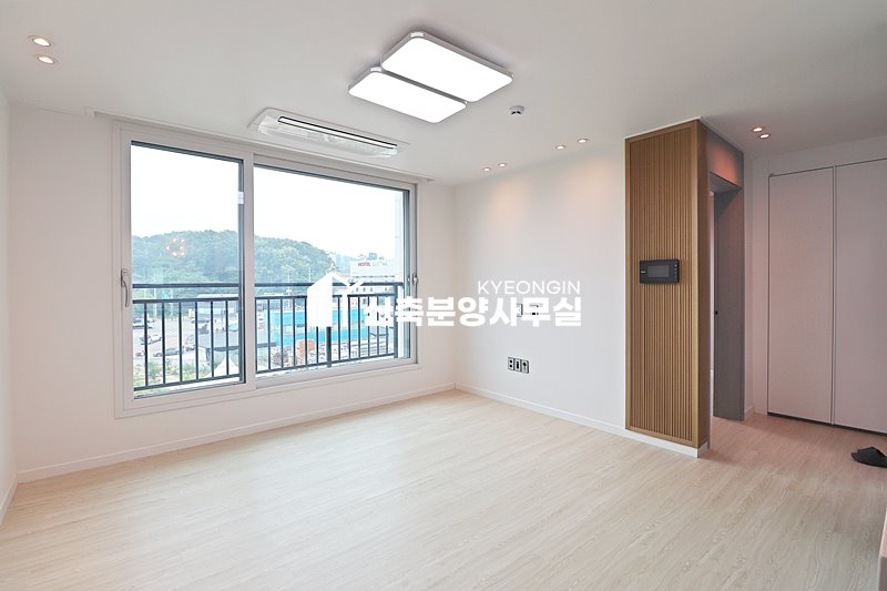 경기 김포시 통진읍 서암리 힐스빌리지 [ 2룸 . 3룸 . 테라스 . 복층 Type ] 분양 매물번호 15083 사진 2