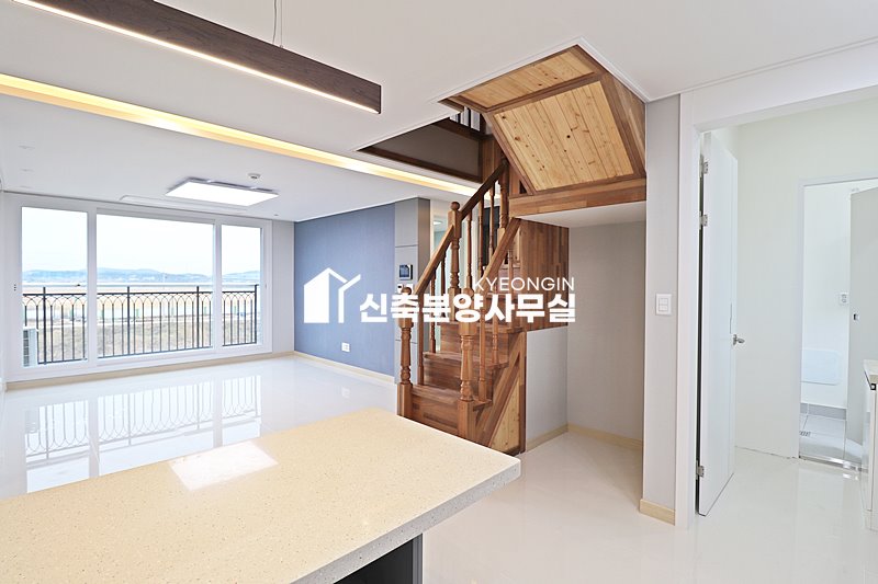 경기 파주시 파주읍 봉암리 청록캐슬 [ 3룸 . 테라스 . 복층 Type ] 분양 매물번호 14723 사진 19
