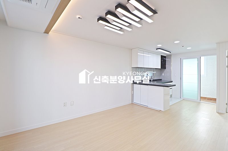 경기 안양만안구 안양동 로체그랑 [ 2룸 . 3룸 . 테라스 . 복층 Type ] 분양 매물번호 14682 사진 23