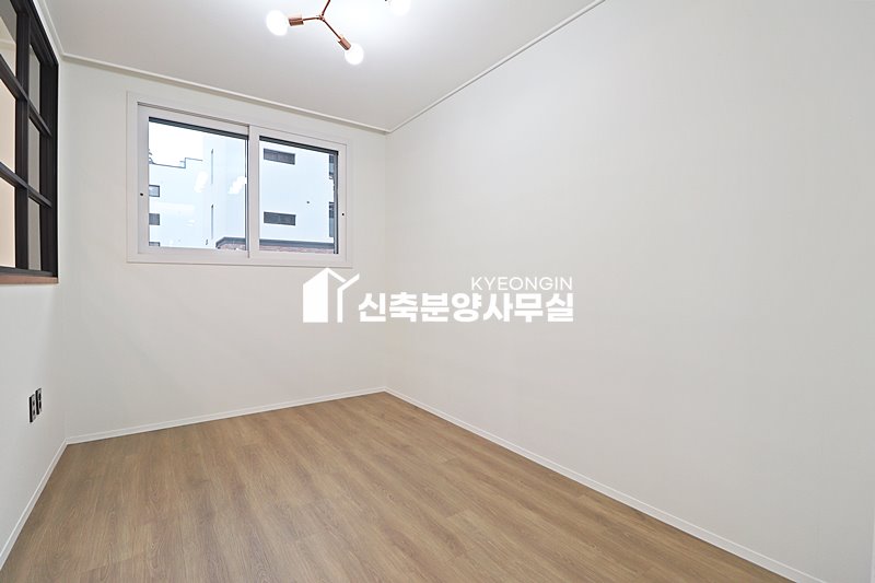 경기 파주시 금촌동 힐탑 2차 [ 4룸 . 루프가든 . 복층 Type ] 분양 매물번호 14651 사진 23