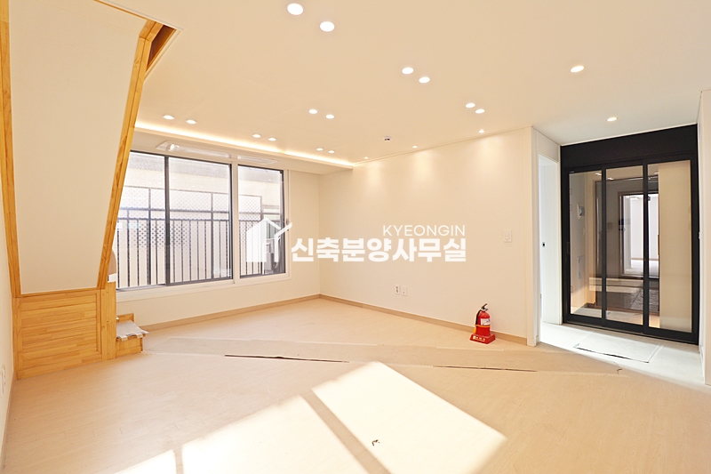 경기 고양덕양구 동산동 성원스타캐슬 [ 2룸 . 3룸 . 복층 Type ] 분양 매물번호 11955 사진 25