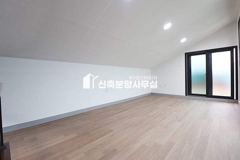 경기 고양일산동구 풍동 풍산레볼루션 [ 3룸 . 테라스 . 복층 Type ] 분양 매물번호 10105 사진 32